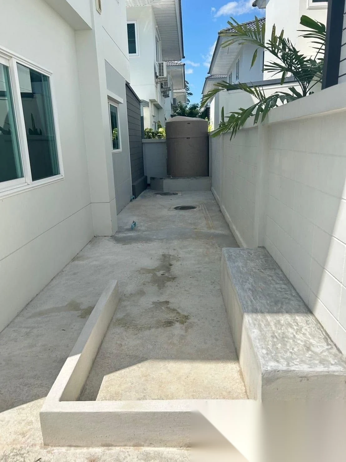 4 Bedroom House for rent at Supalai Palm Spring Banpon Phuket complex · Si Sunthon · Garden View — photo 7