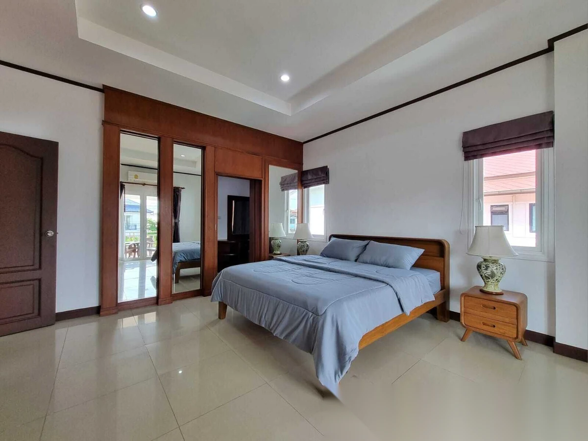4 Bedroom House for rent at Permsap Villa complex · Si Sunthon · Garden View — photo 5