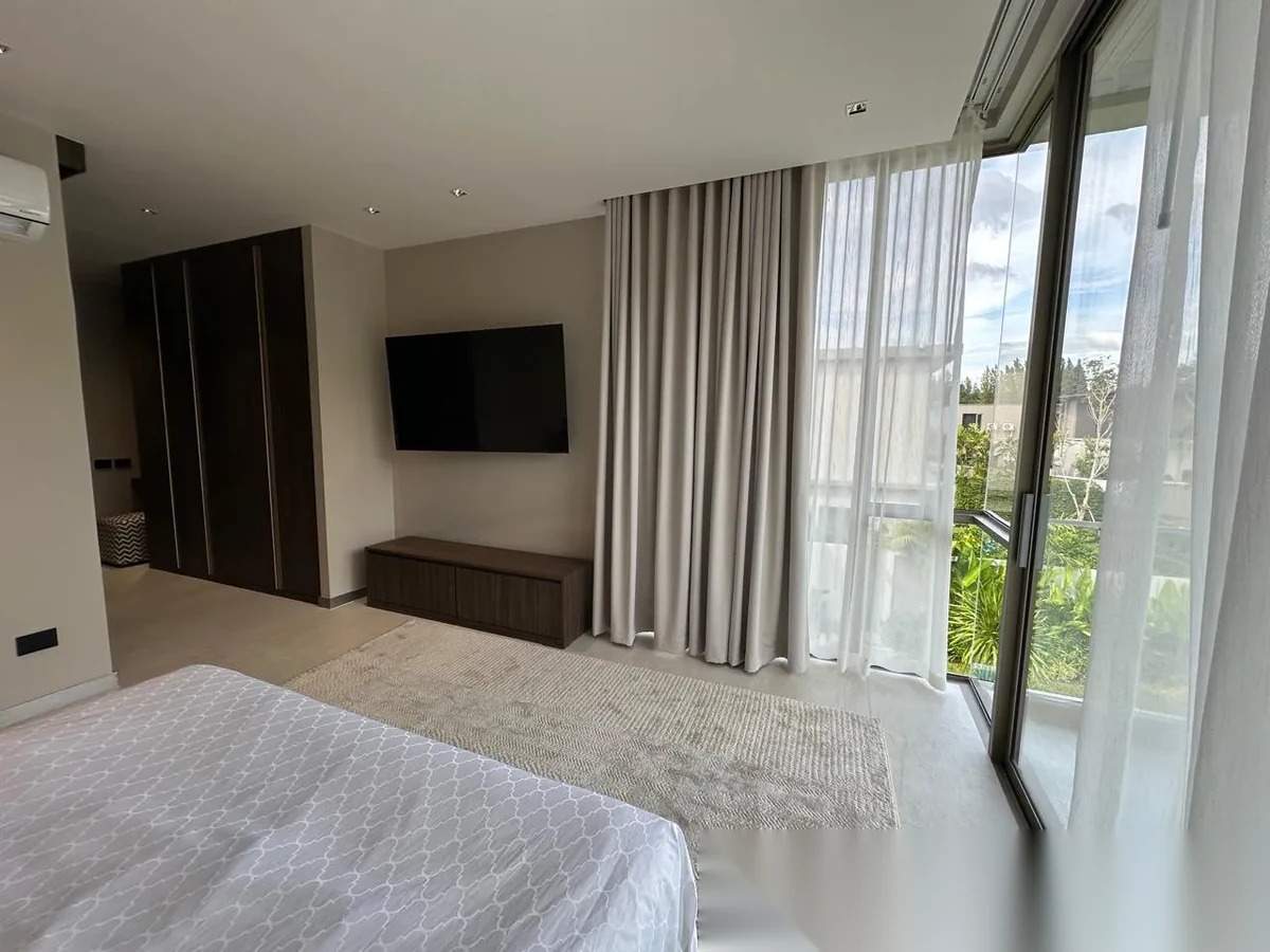 4 Bedroom Villa for rent at Grand View Residence Lagoon complex · Choeng Thale · Lake View — photo 20