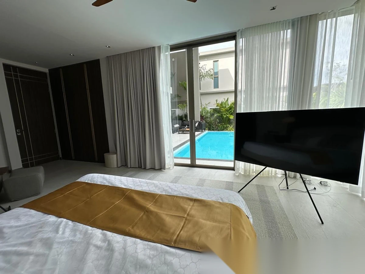 4 Bedroom Villa for rent at Grand View Residence Lagoon complex · Choeng Thale · Lake View — photo 27
