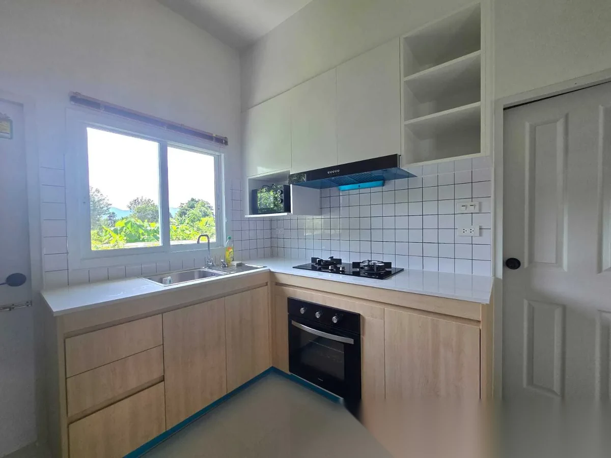2 Bedroom House for rent at Modern Life Si Sunthon complex · Si Sunthon · Garden View — photo 4