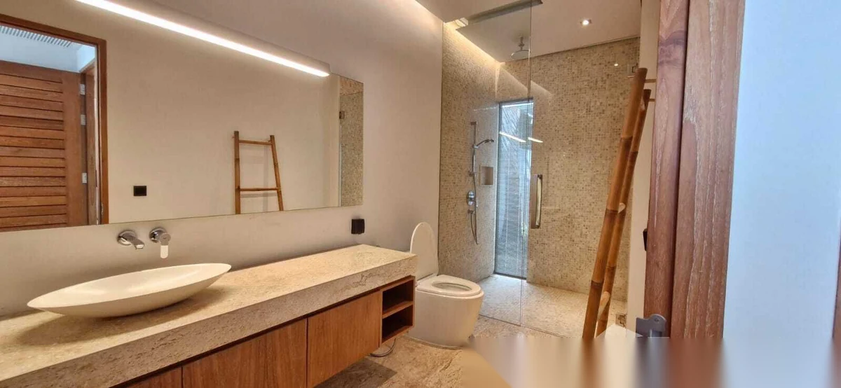 2 Bedroom Villa for rent at Anchan Hills complex · Si Sunthon · Pool View — photo 5