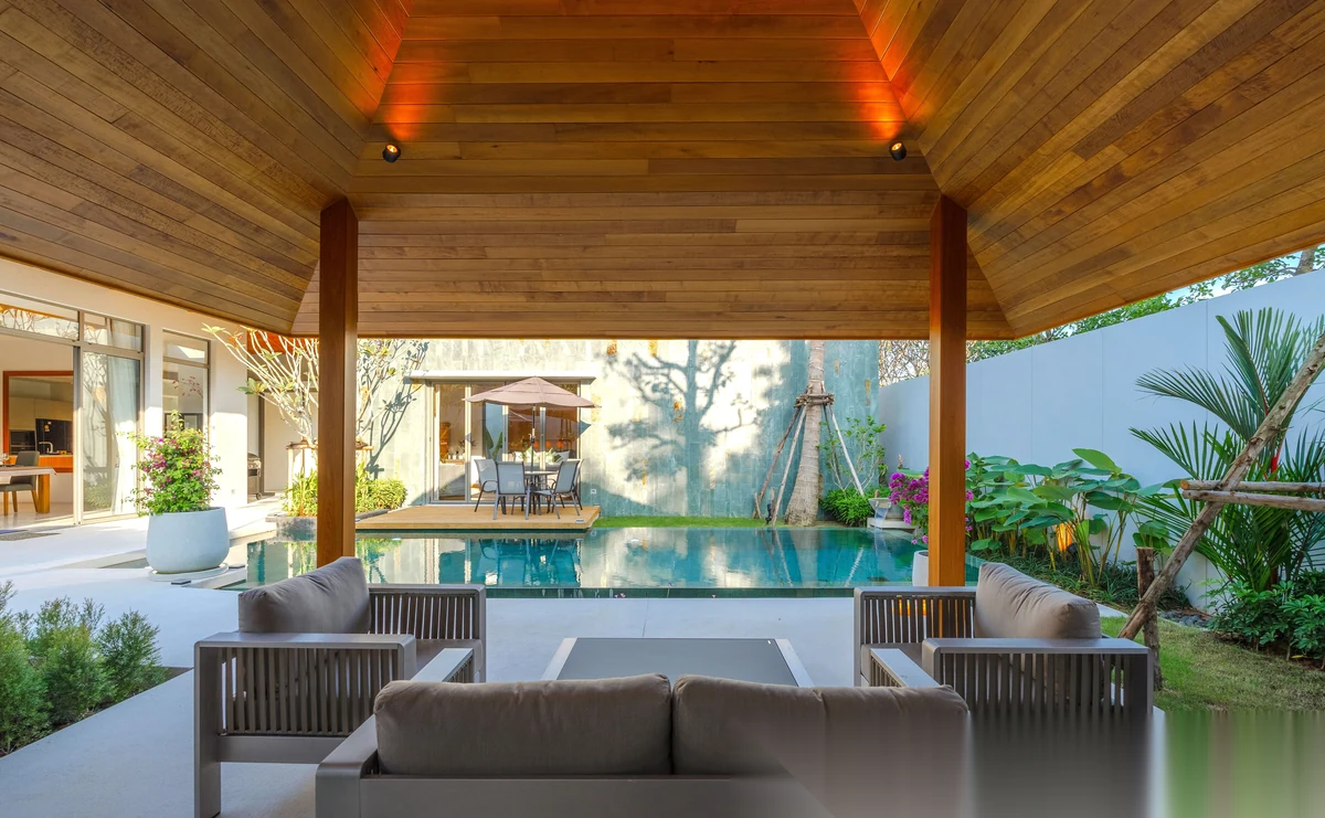 2 Bedroom Villa for rent at Anchan Flora complex · Thep Krasattri · Pool View — photo 4