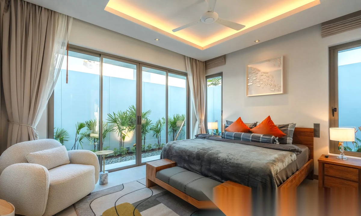 2 Bedroom Villa for rent at Anchan Flora complex · Thep Krasattri · Pool View — photo 12