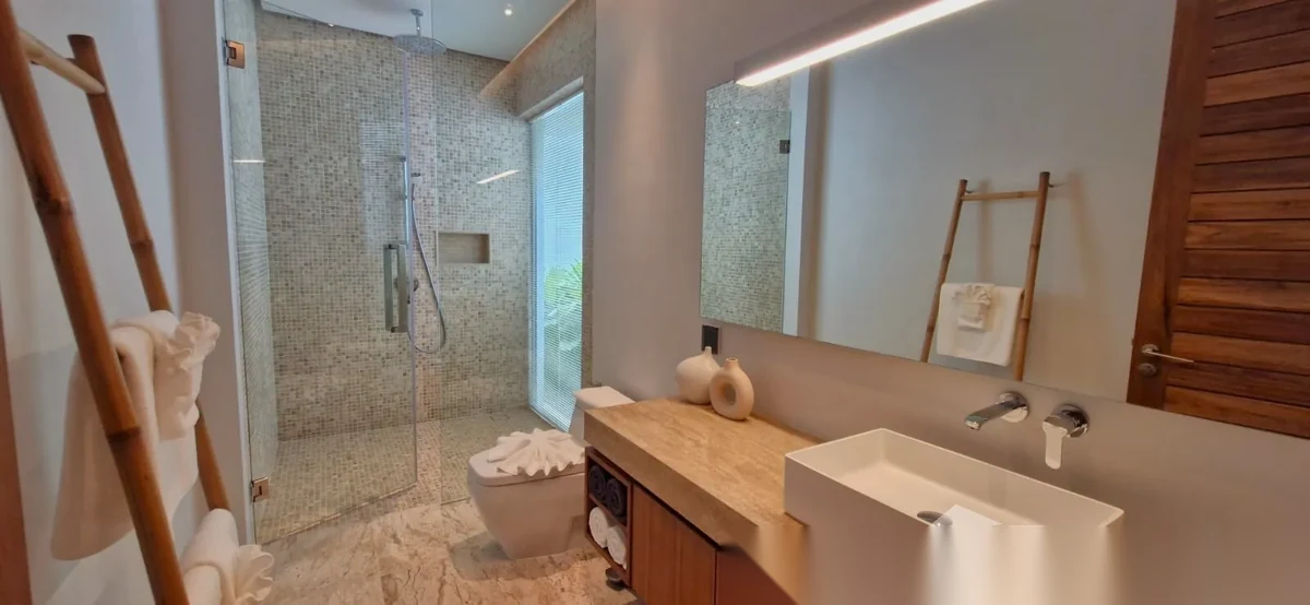 4 Bedroom Villa for rent at Anchan Flora complex · Thep Krasattri · Pool View — photo 4