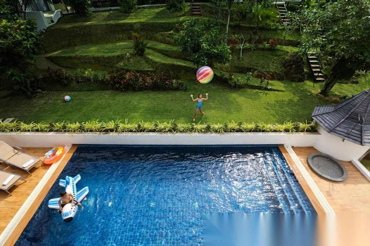 10 Bedroom Villa for sale · Chalong · Garden View — photo 6
