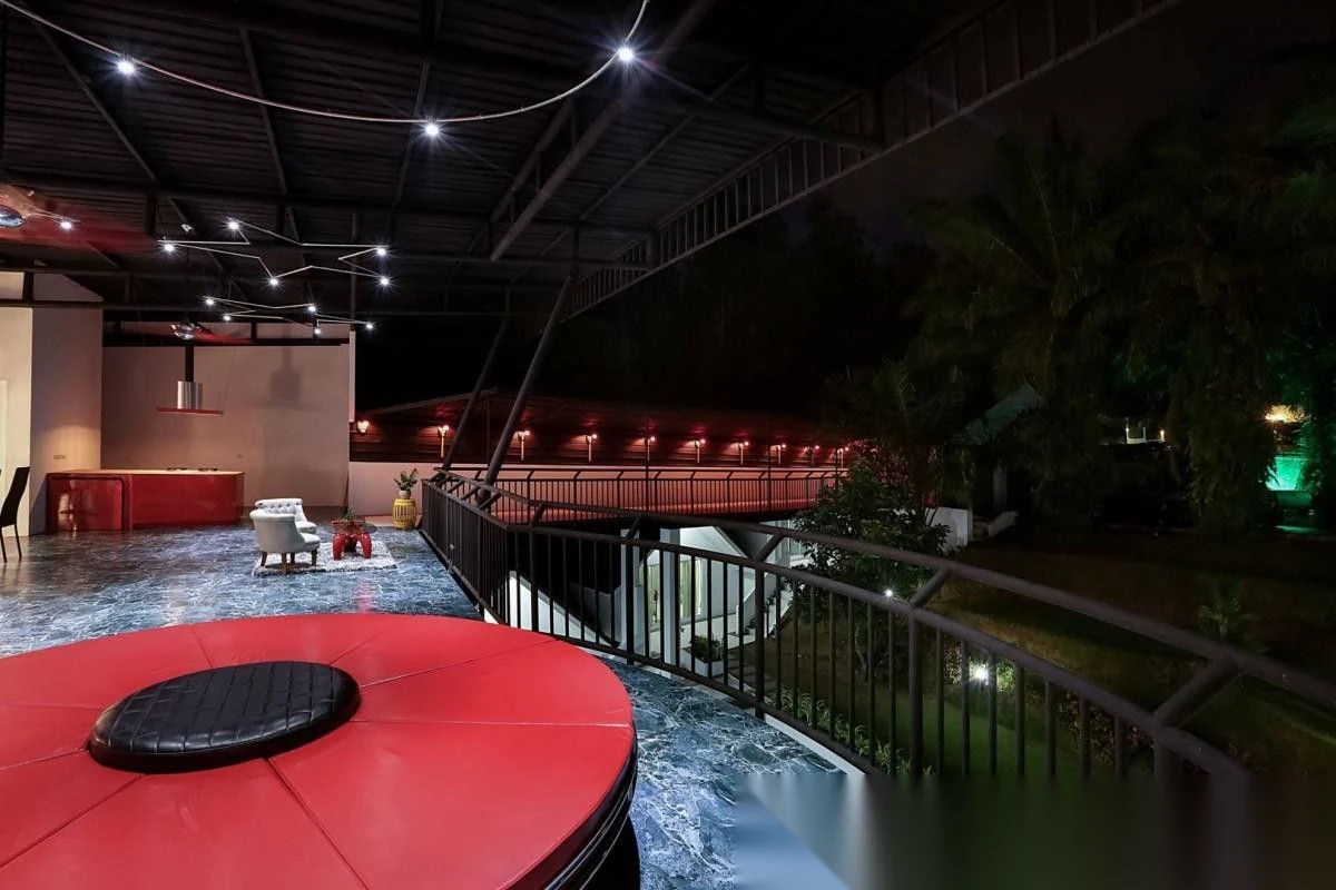 10 Bedroom Villa for sale · Chalong · Garden View — photo 9