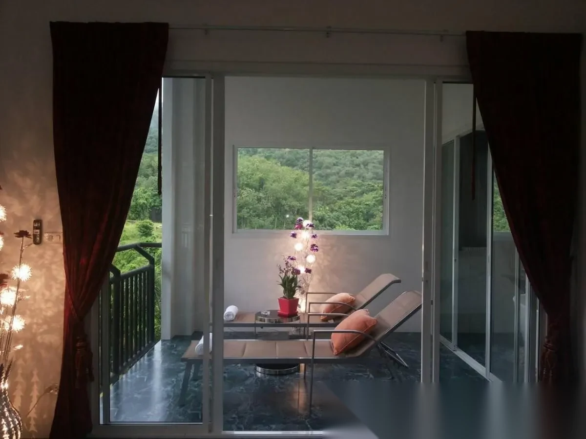 10 Bedroom Villa for sale · Chalong · Garden View — photo 17