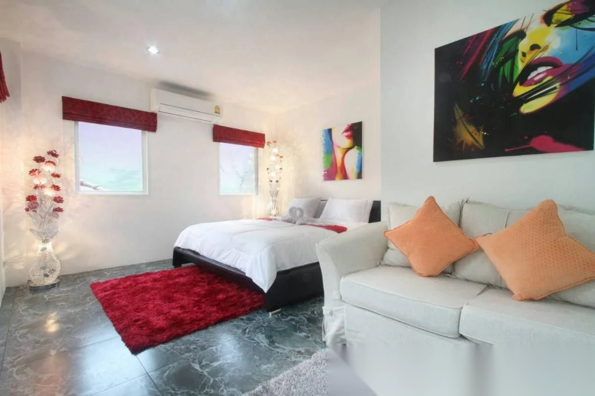 10 Bedroom Villa for sale · Chalong · Garden View — photo 19
