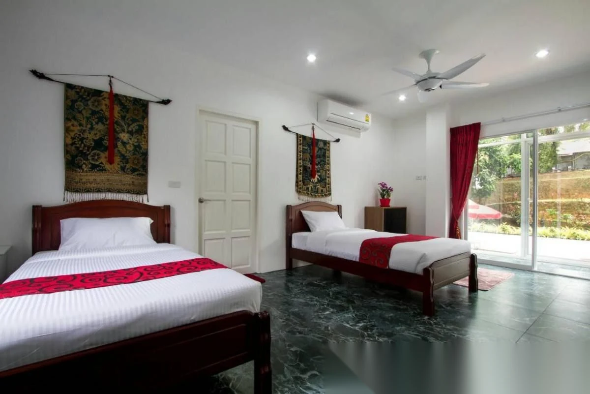 10 Bedroom Villa for sale · Chalong · Garden View — photo 20