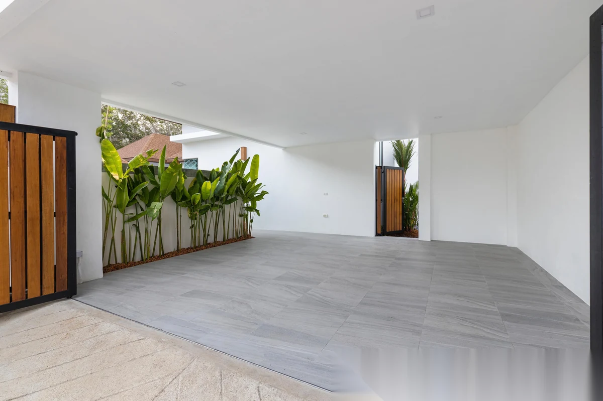 4 Bedroom Villa for sale at Villa Suksan Soi King Suksan 4 complex · Rawai · Pool View — photo 8