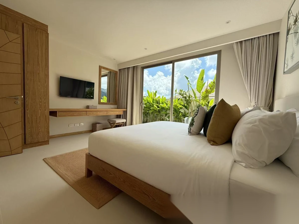 4 Bedroom Villa for rent at Trichada Azure complex · Si Sunthon · Pool View — photo 2