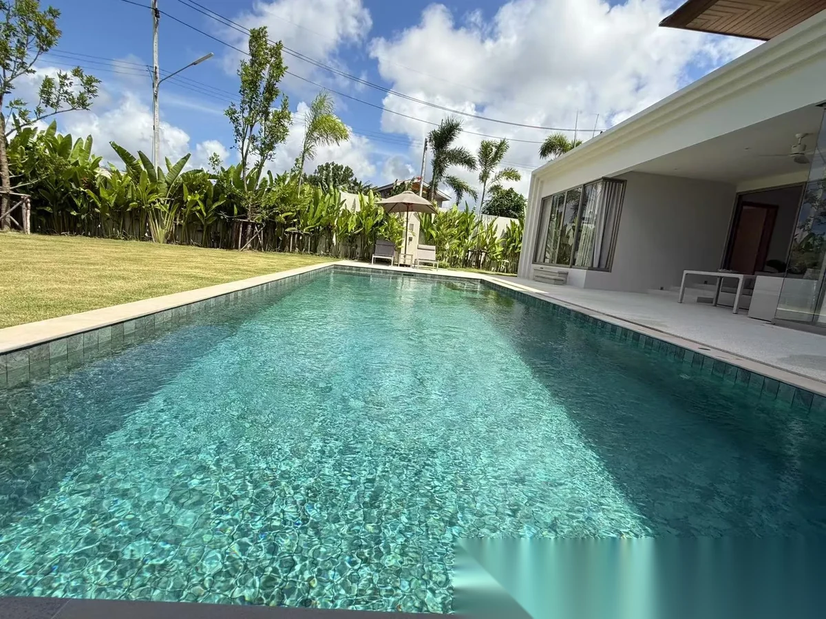 4 Bedroom Villa for rent at Trichada Azure complex · Si Sunthon · Pool View — photo 8