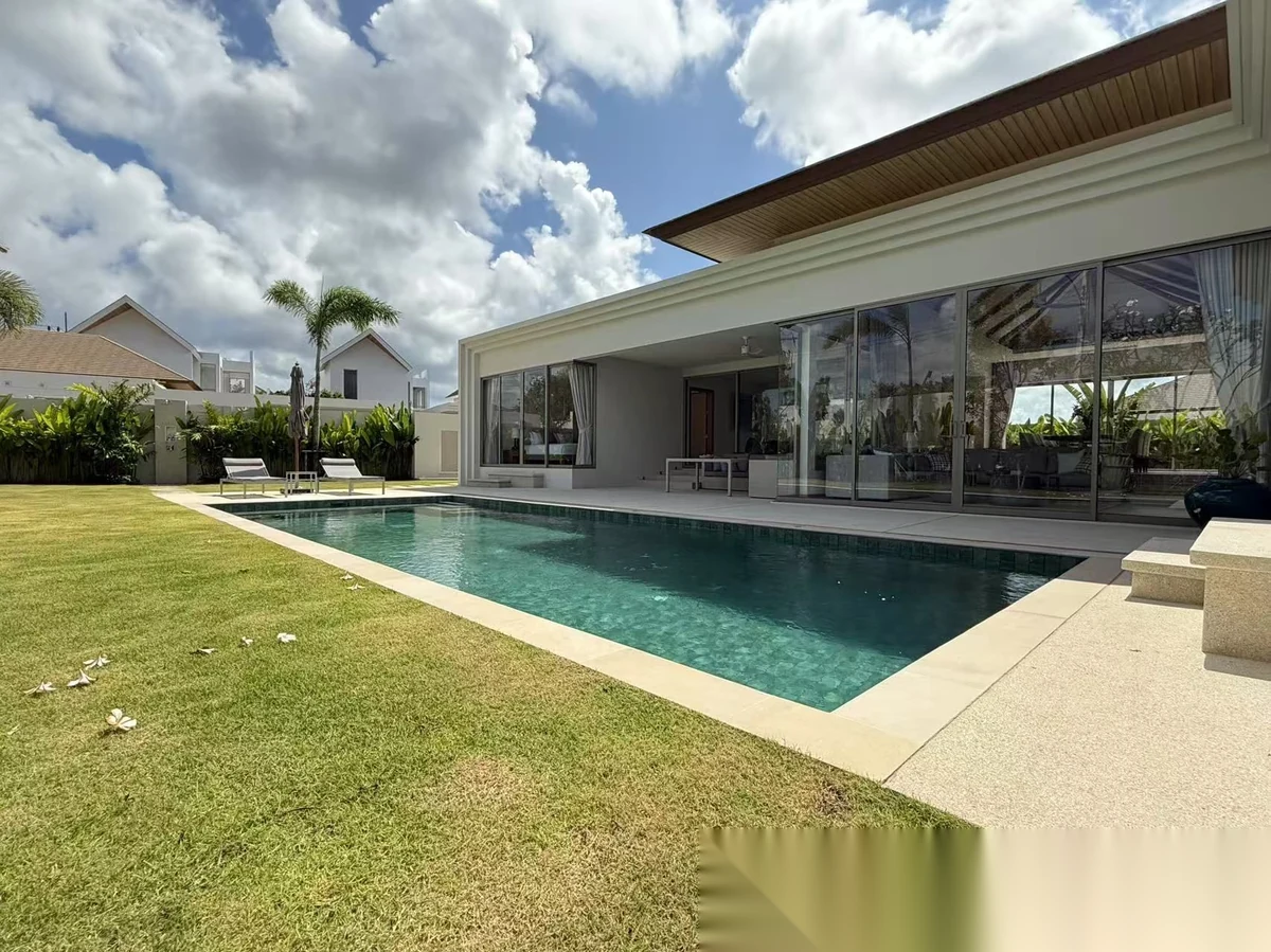 4 Bedroom Villa for rent at Trichada Azure complex · Si Sunthon · Pool View — photo 12