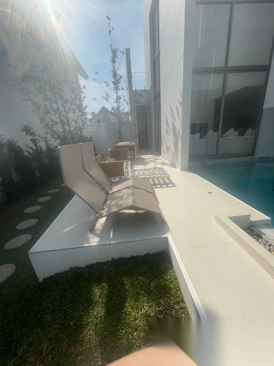3 Bedroom Villa for rent at LuxPride by Wallaya Villas complex · Si Sunthon · Pool View — photo 3