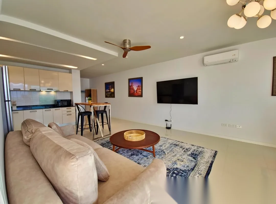 1 Bedroom Apartment for sale at Kathu Golf Condo complex · Kathu · Golf Course View — photo 2