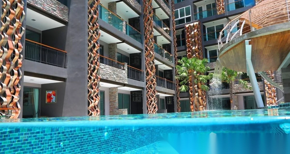 Studio Apartment for sale at The Emerald Terrace complex · Patong · Pool Access