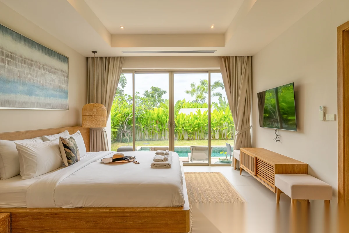 3 Bedroom Villa for rent at Trichada Azure complex · Si Sunthon · Pool View — photo 6