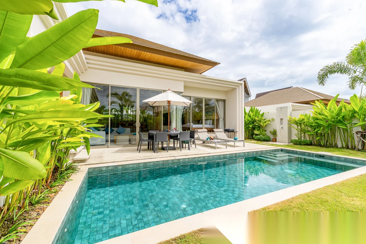 3 Bedroom Villa for rent at Trichada Azure complex · Si Sunthon · Pool View — photo 7
