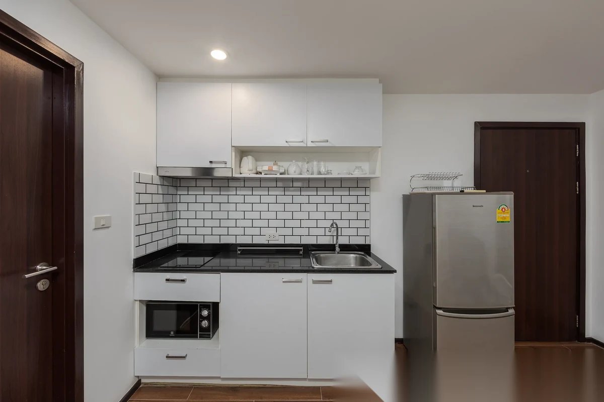 Апартаменты 1BR в ЖК The Title Rawai Phase 1-2 · Раваи · Вид в сад — фото 9