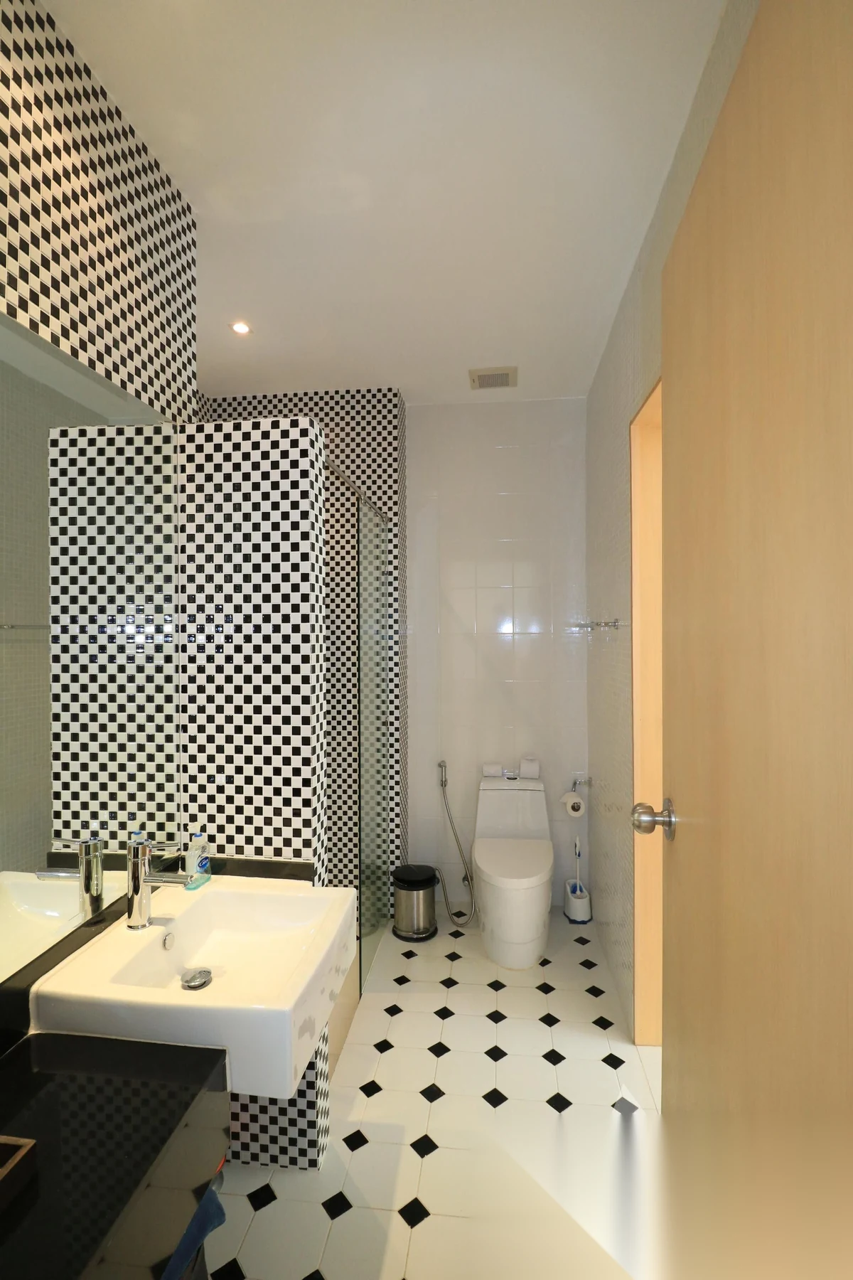 1 Bedroom Apartment for sale at Grand Kamala Falls complex · Kamala · Pool View — photo 11