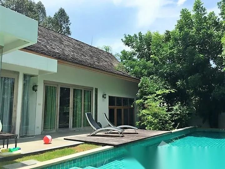 Дом 3BR в комплексе Tewana Home Chalong · Вичит · Вид на бассейн — фото 3