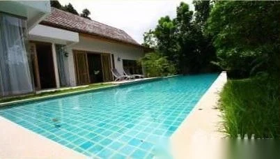 Дом 3BR в комплексе Tewana Home Chalong · Вичит · Вид на бассейн — фото 24