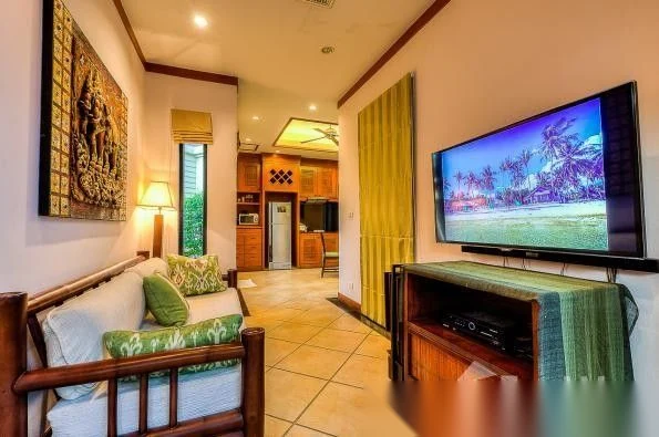 1 Bedroom Villa for sale at Nai Harn Baan Bua - Baan Pattama complex · Rawai · Pool View — photo 13
