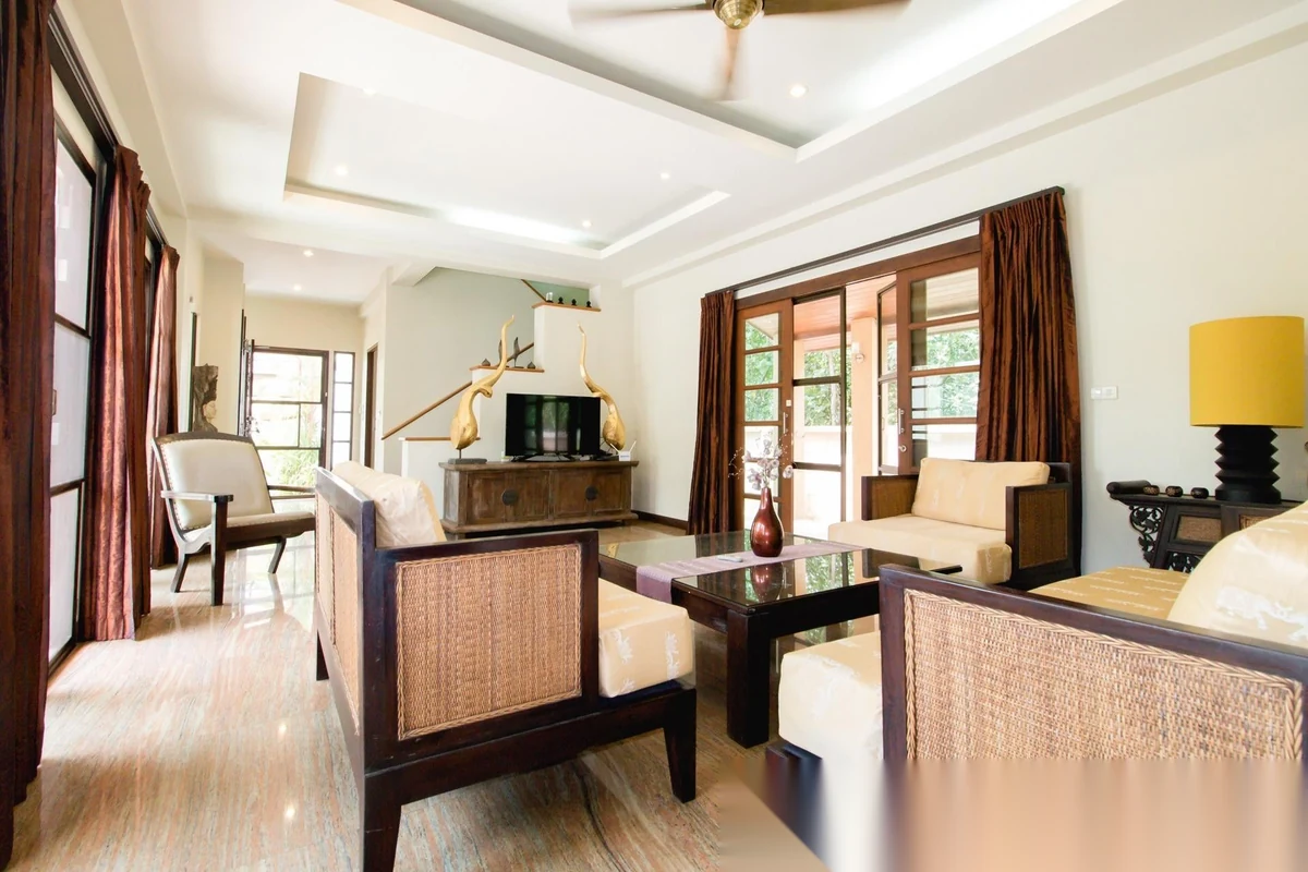 4 Bedroom Villa for sale · Choeng Thale · Pool View — photo 8