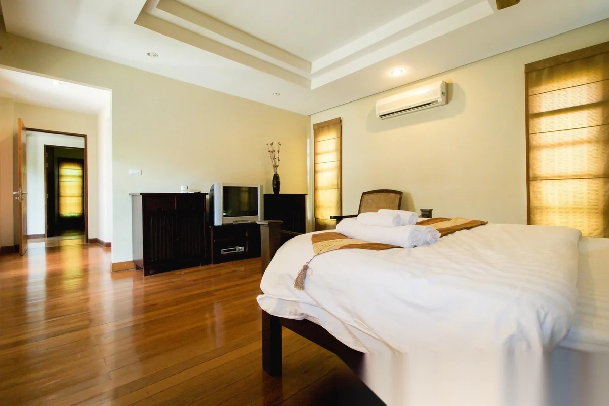 4 Bedroom Villa for sale · Choeng Thale · Pool View — photo 21