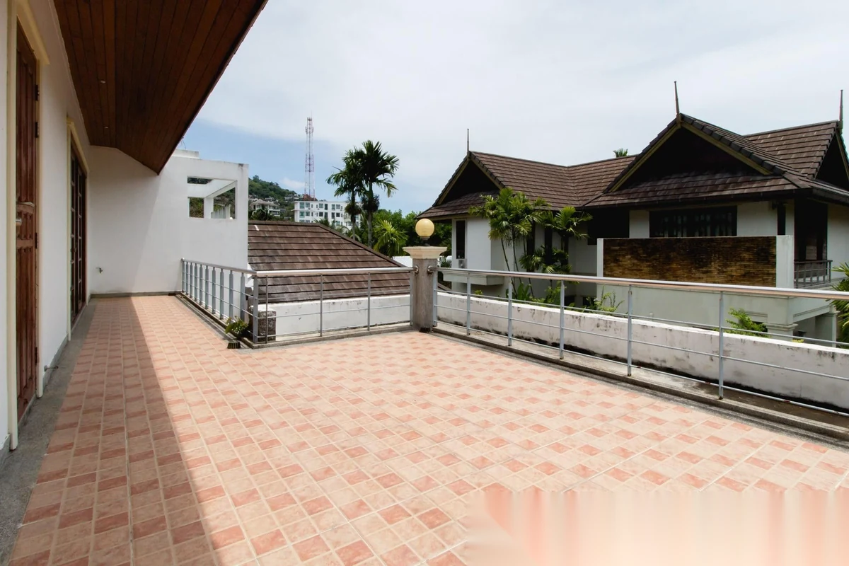 4 Bedroom Villa for sale · Choeng Thale · Pool View — photo 24