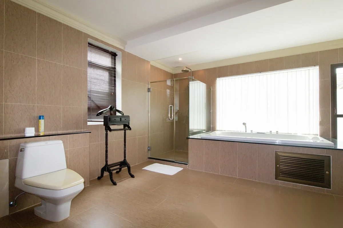 4 Bedroom Villa for sale · Choeng Thale · Pool View — photo 30