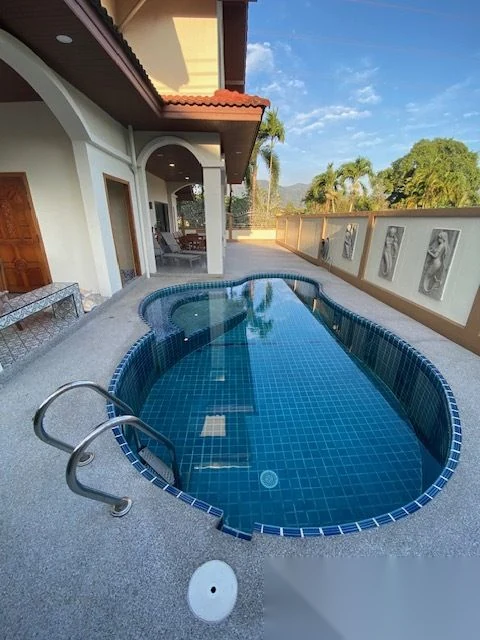 7 Bedroom Villa for sale at Anuphas Golf Ville complex · Kathu · Lake View — photo 5