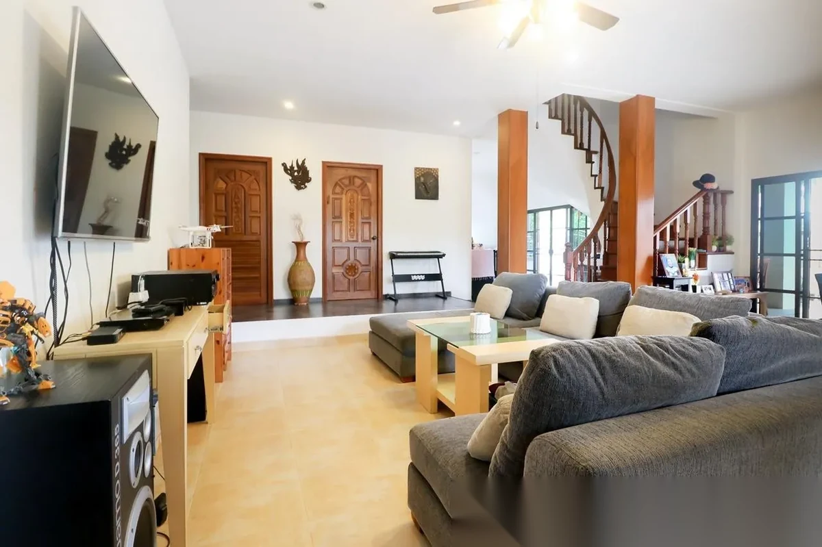 7 Bedroom Villa for sale at Anuphas Golf Ville complex · Kathu · Lake View — photo 15