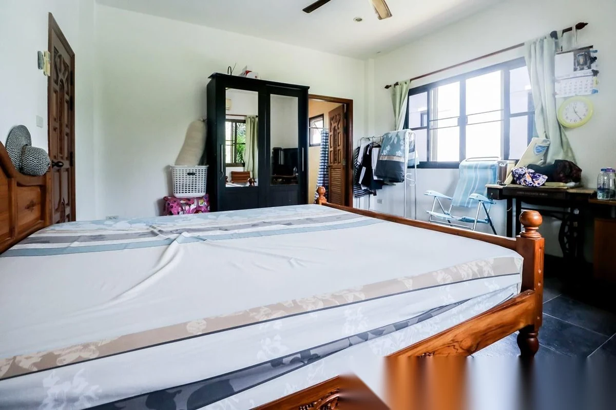 7 Bedroom Villa for sale at Anuphas Golf Ville complex · Kathu · Lake View — photo 32