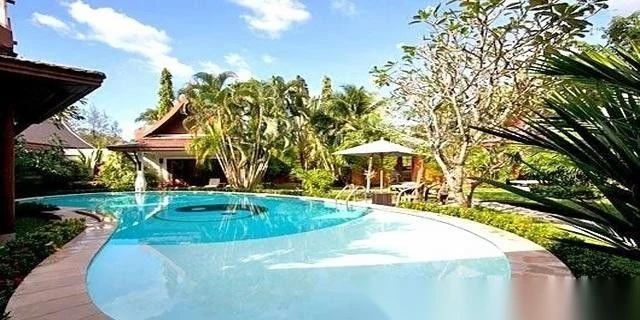 8 Bedroom Villa for sale · Choeng Thale · Pool View — photo 4