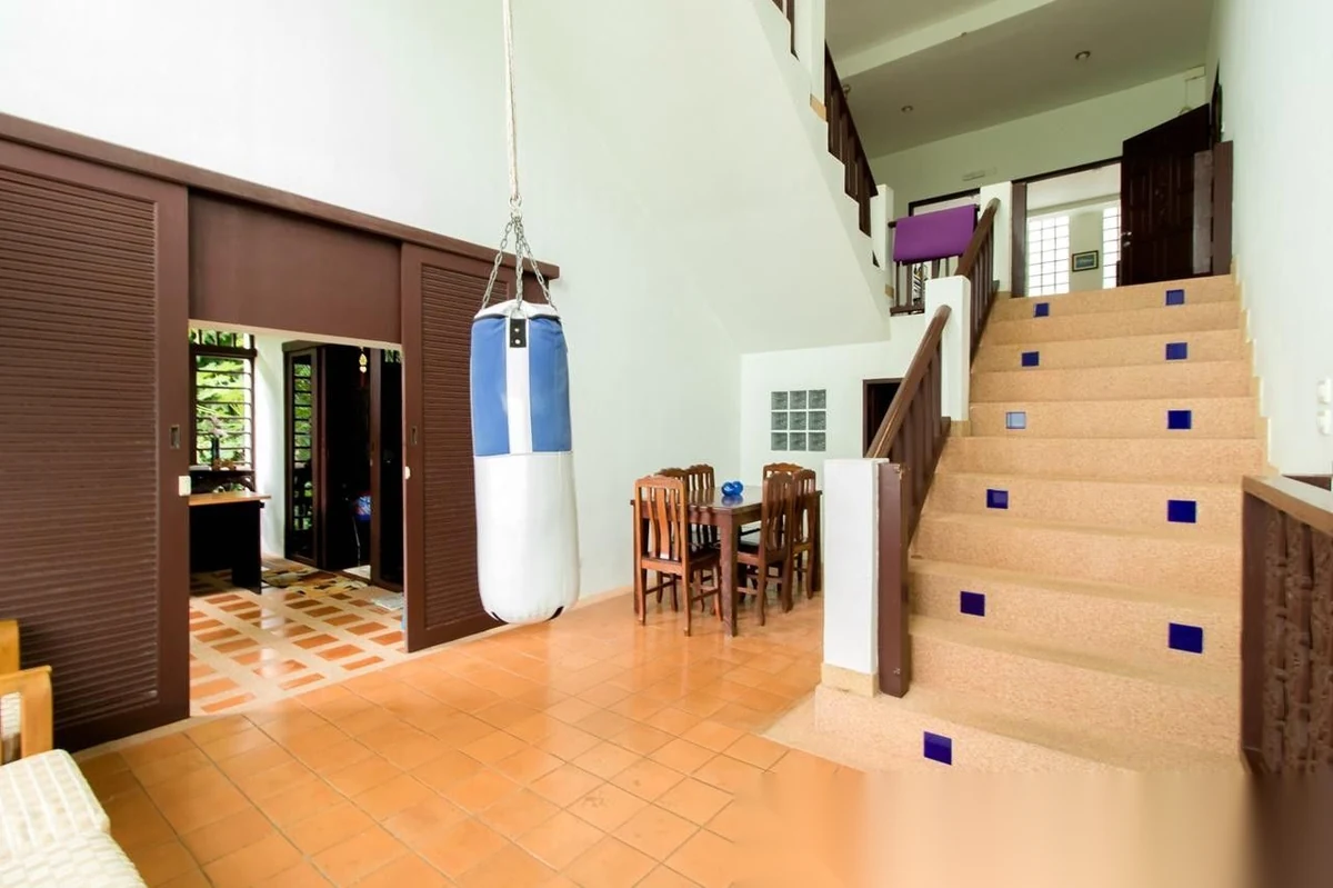 6 Bedroom Villa for sale · Kathu · Pool View — photo 6