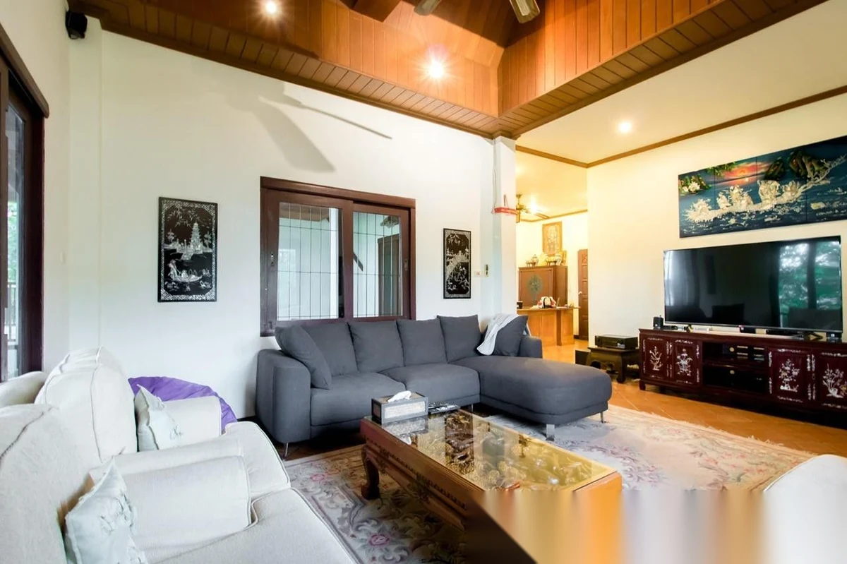 6 Bedroom Villa for sale · Kathu · Pool View — photo 7