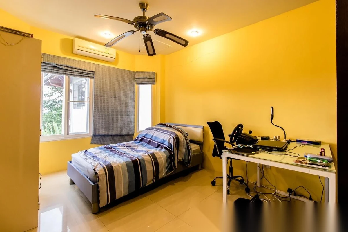 6 Bedroom Villa for sale · Kathu · Pool View — photo 18