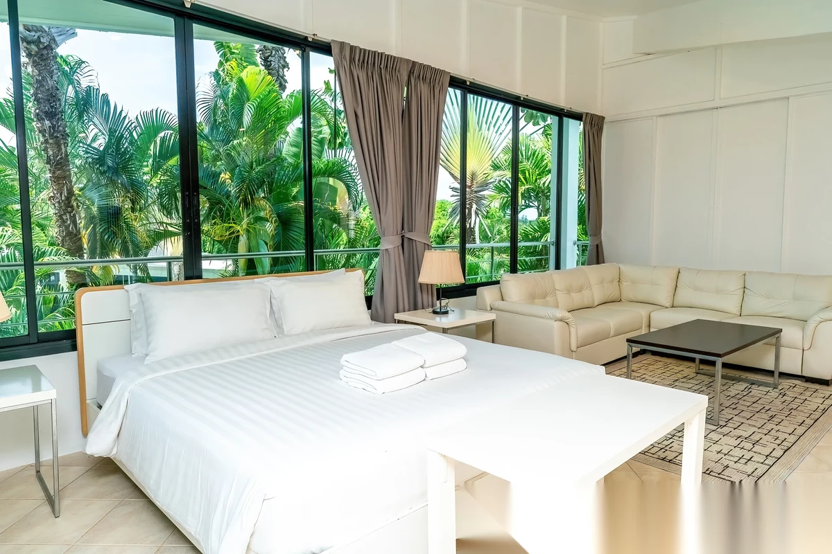 5 Bedroom Villa for rent at Delta Villas complex · Pa Khlok · Pool View — photo 10