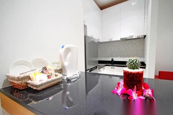 Studio Apartment for rent at Icon Park complex · Kamala — photo 4