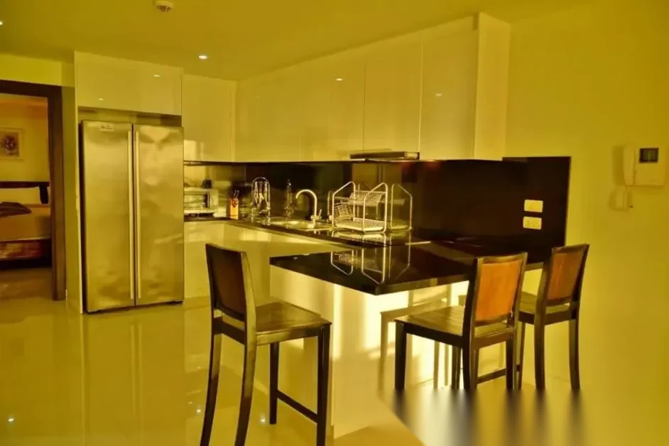 1 Bedroom Apartment for rent at Kata Royal complex · Karon · Sea View — photo 4
