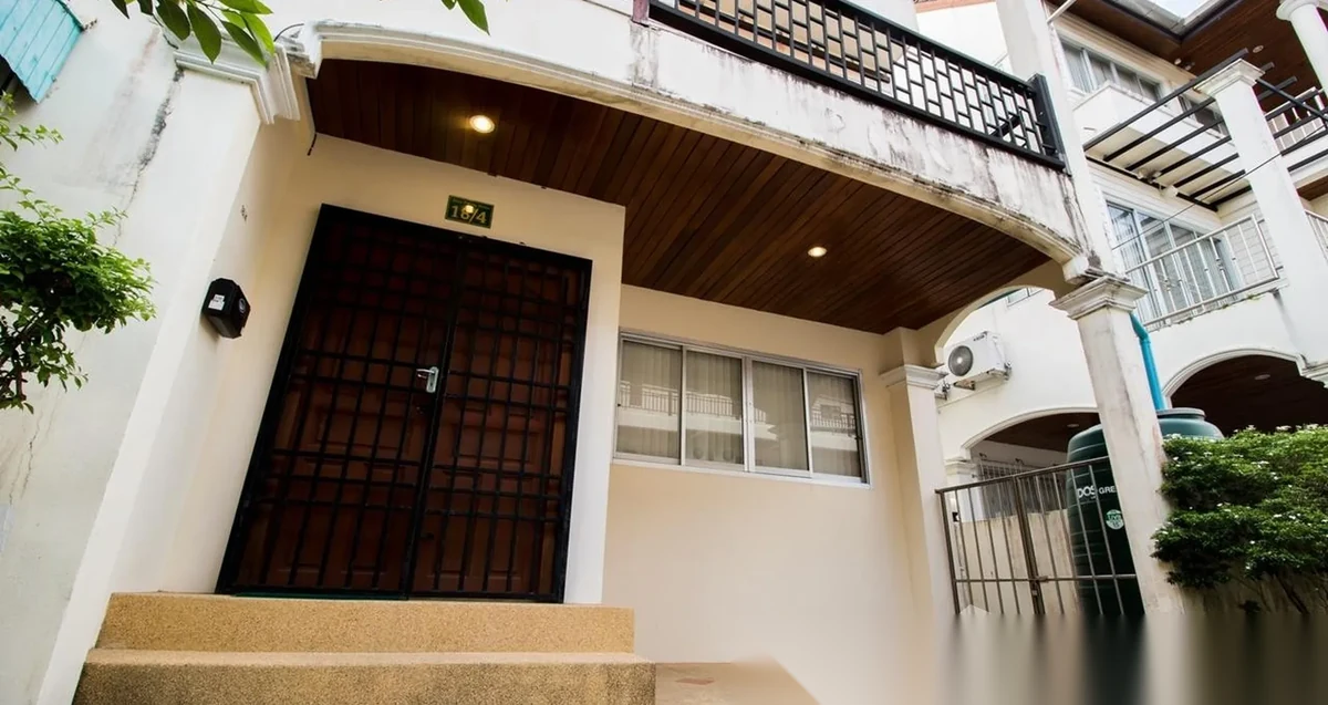 4 Bedroom Villa for sale · Patong · Pool View