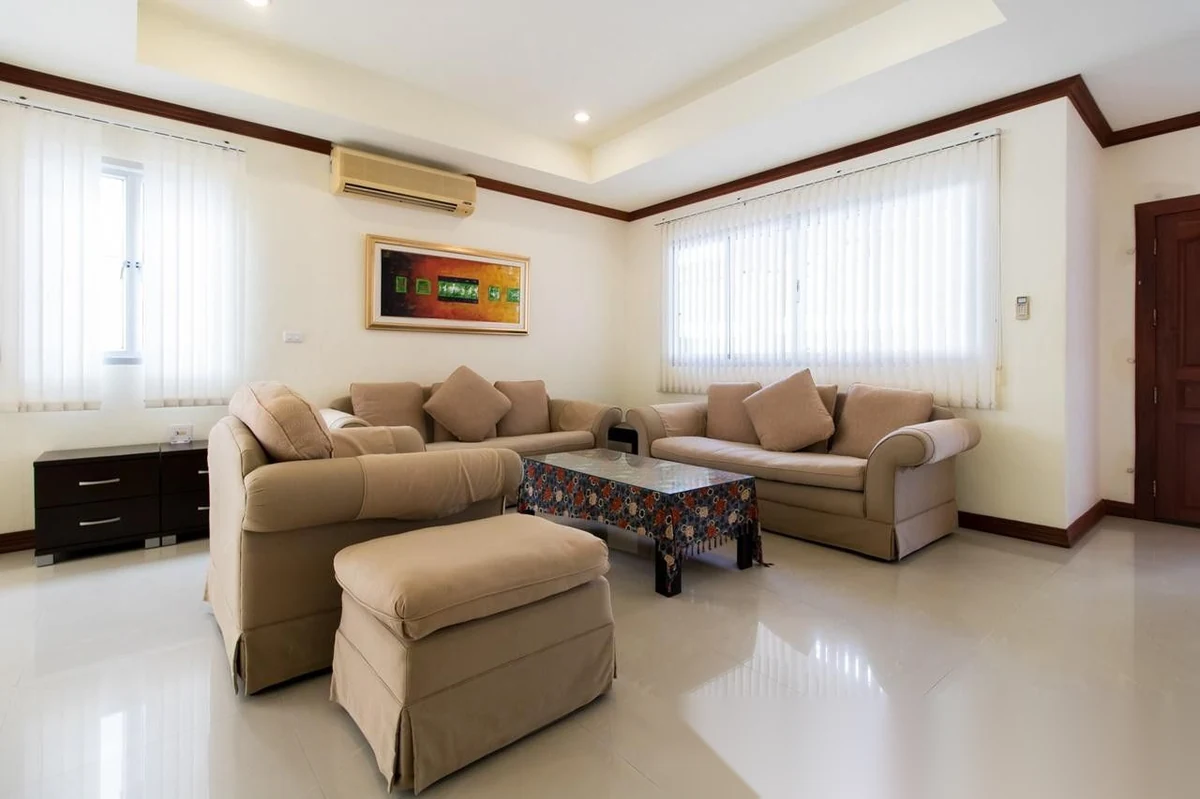4 Bedroom Villa for sale · Patong · Pool View — photo 3