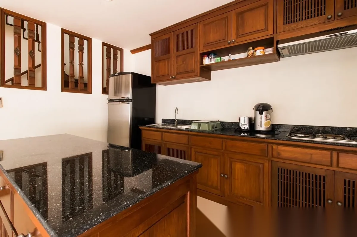 4 Bedroom Villa for sale · Patong · Pool View — photo 9