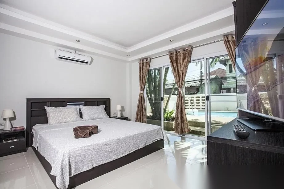 3 Bedroom Villa for sale · Kamala · Pool View — photo 17