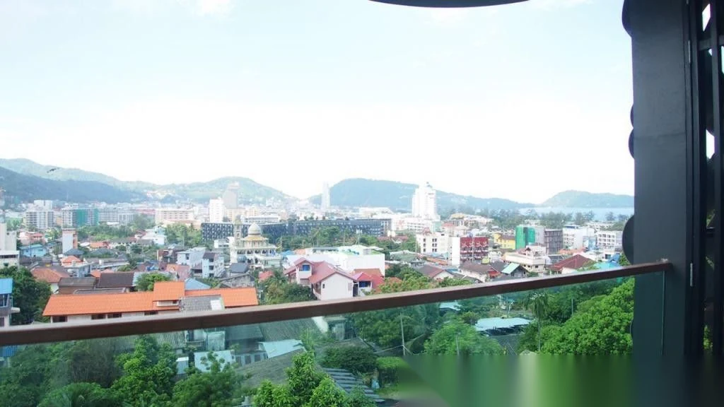 Studio Apartment for sale at The Emerald Terrace complex · Patong · Partial Sea View — photo 8