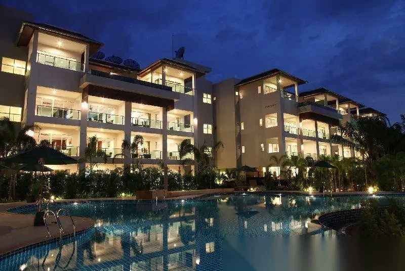 Апартаменты 1BR в ЖК Bangtao Tropical · Чернг Тале / Bang Tao · Вид в сад — фото 3