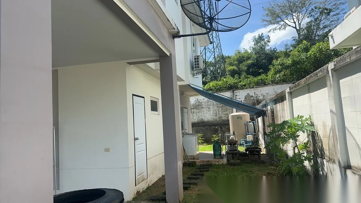 3 Bedroom House for rent at Supalai Essence Phuket complex · Si Sunthon · Garden View — photo 7