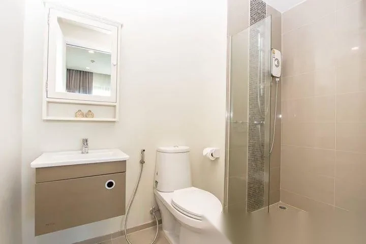 1 Bedroom Apartment for sale at Dlux Condominium complex · Chalong · Garden View — photo 16